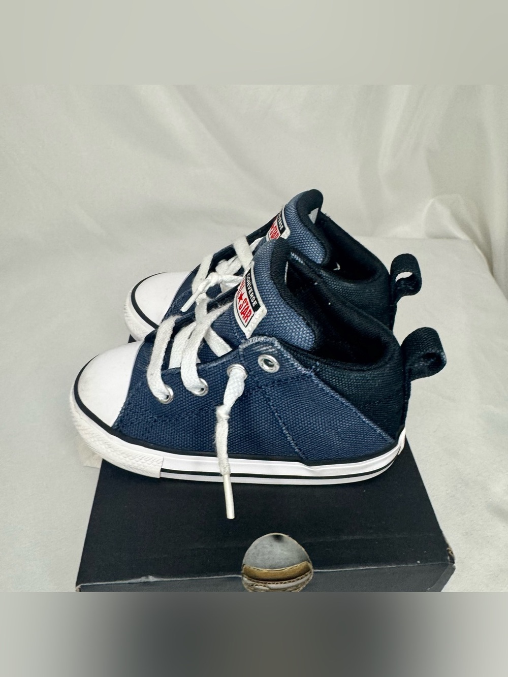 Navy Blue Converse Chuck Taylor All Star Axel Toddler Size 7